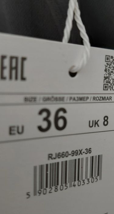 Czarny krótki kombinezon Reserved S / M nowy z metką