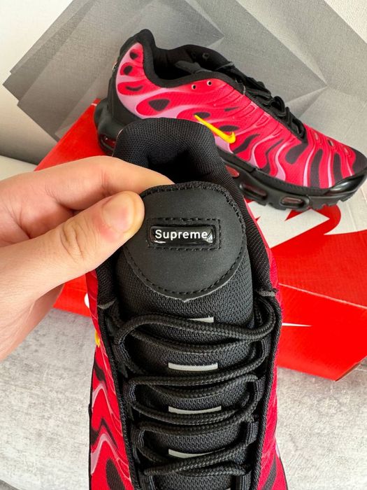 Кросівки Nike Air Max Plus TN Supreme