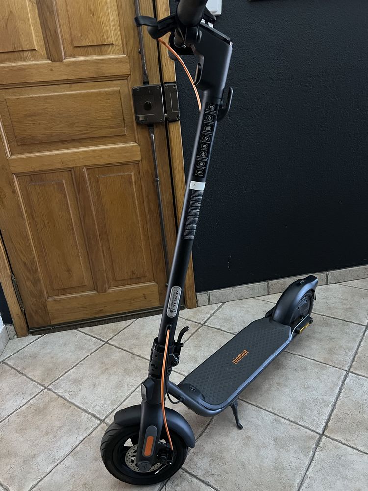 Trotinete eletrica nineboat F2 Plus Como nova