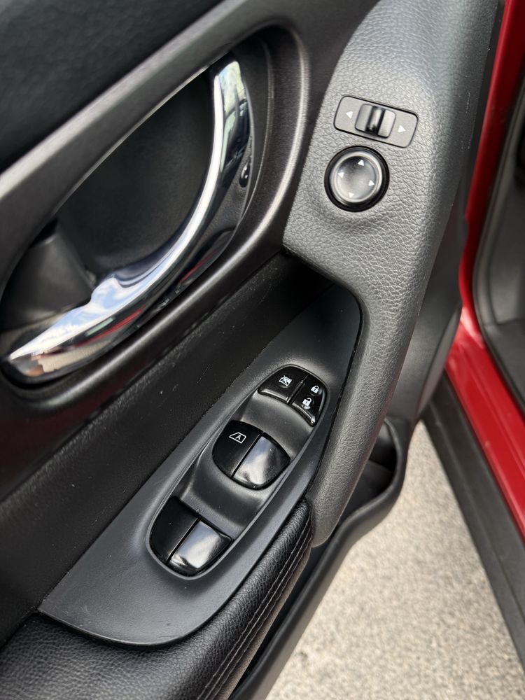 Продам Nissan ROGUE Automat