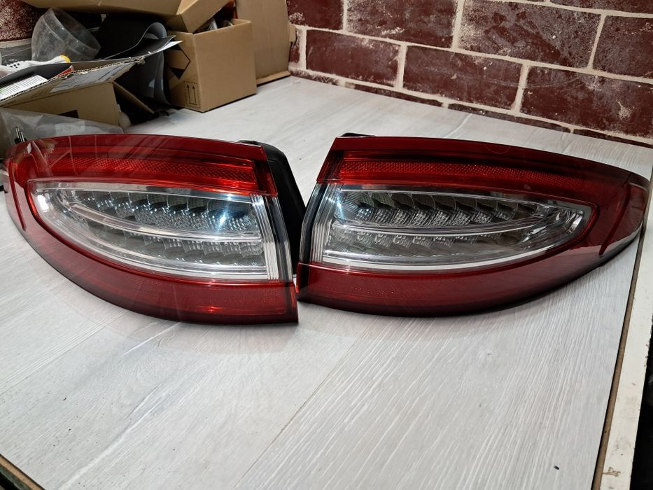 Обмін або продаж! Ліхтарі Ford Fusion SE під жовті поворотники