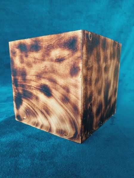 Doniczka drewniana D14