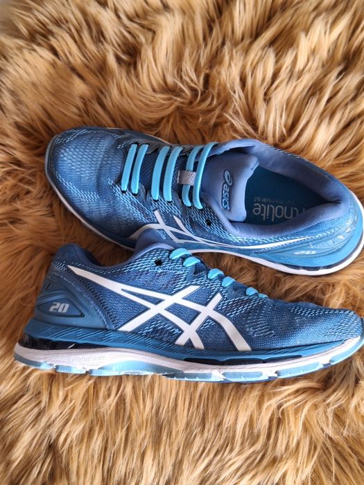 Кроссовки Asics gel nimbus 20