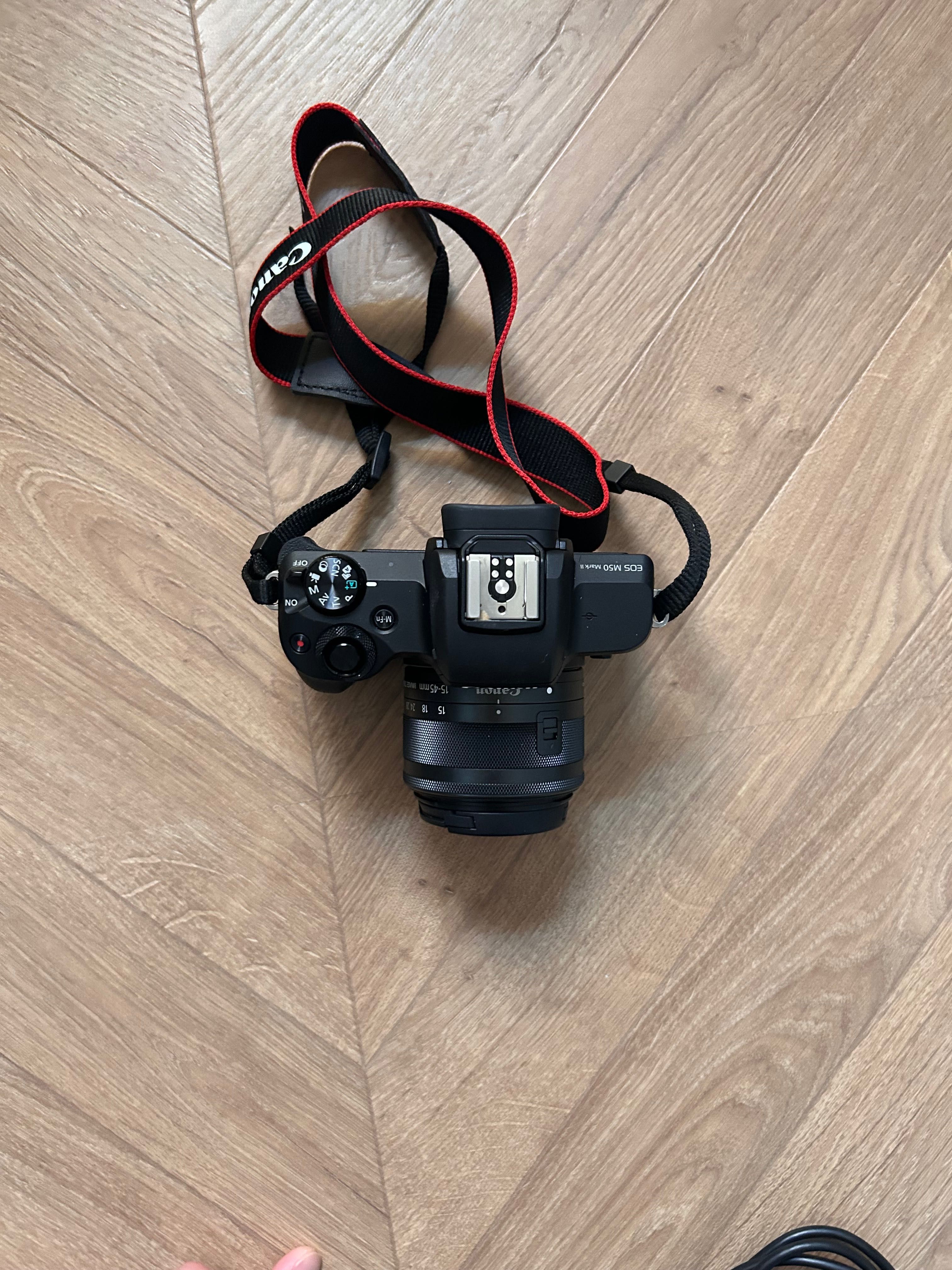 Aparat fotograficzny Canon M50 Mark II z obiektywem M15-45mm