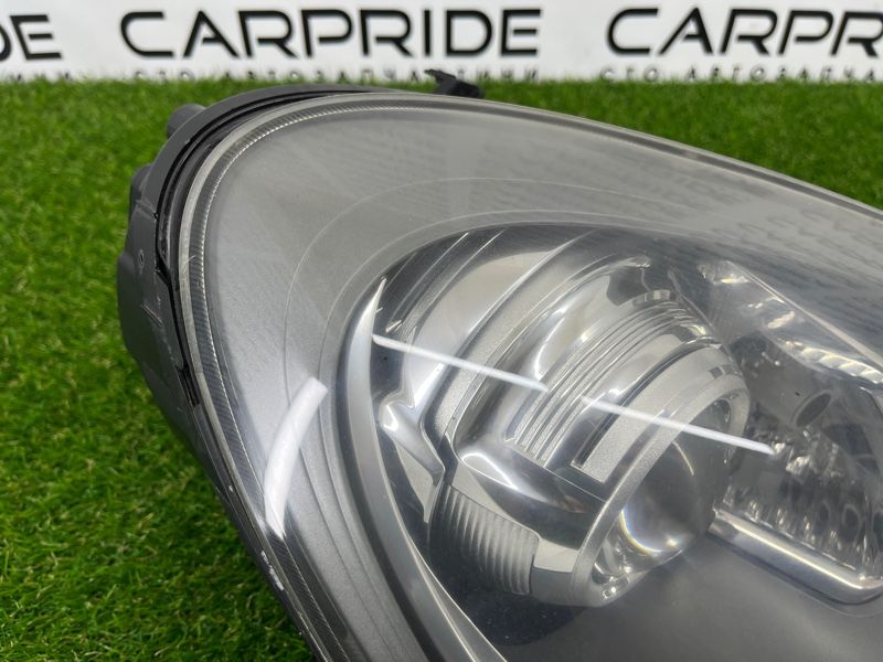 Фара правая PORSCHE CAYENNE 4.8 2012