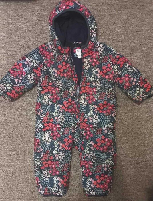 Комбинезон baby gap 6-12
