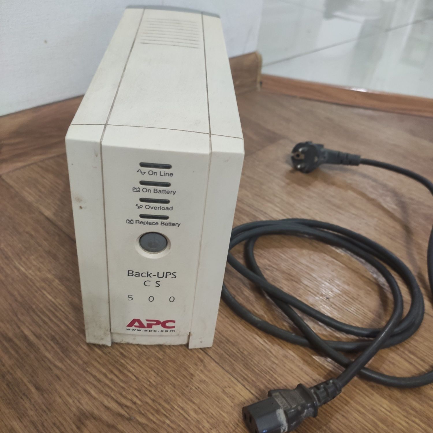 Упс для компьютера источник бесперебойного питания APS back-ups CS 500