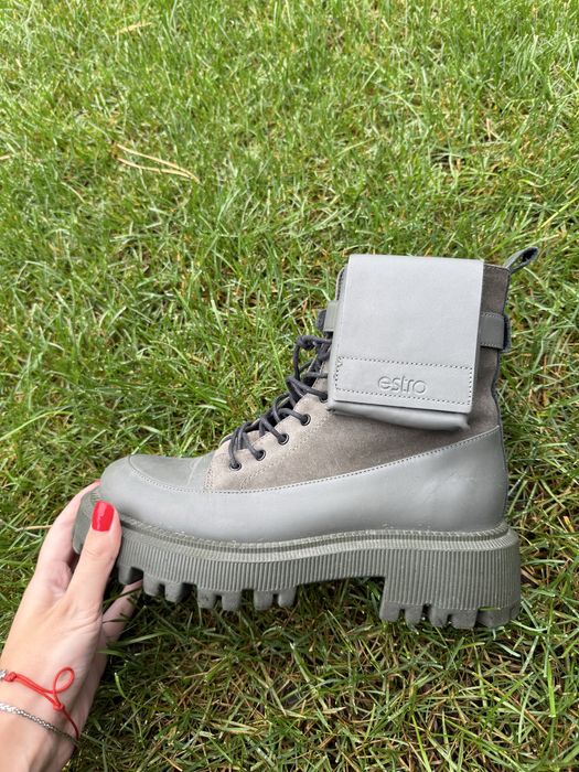 Зимові жіночі черевики 39 розмір estro