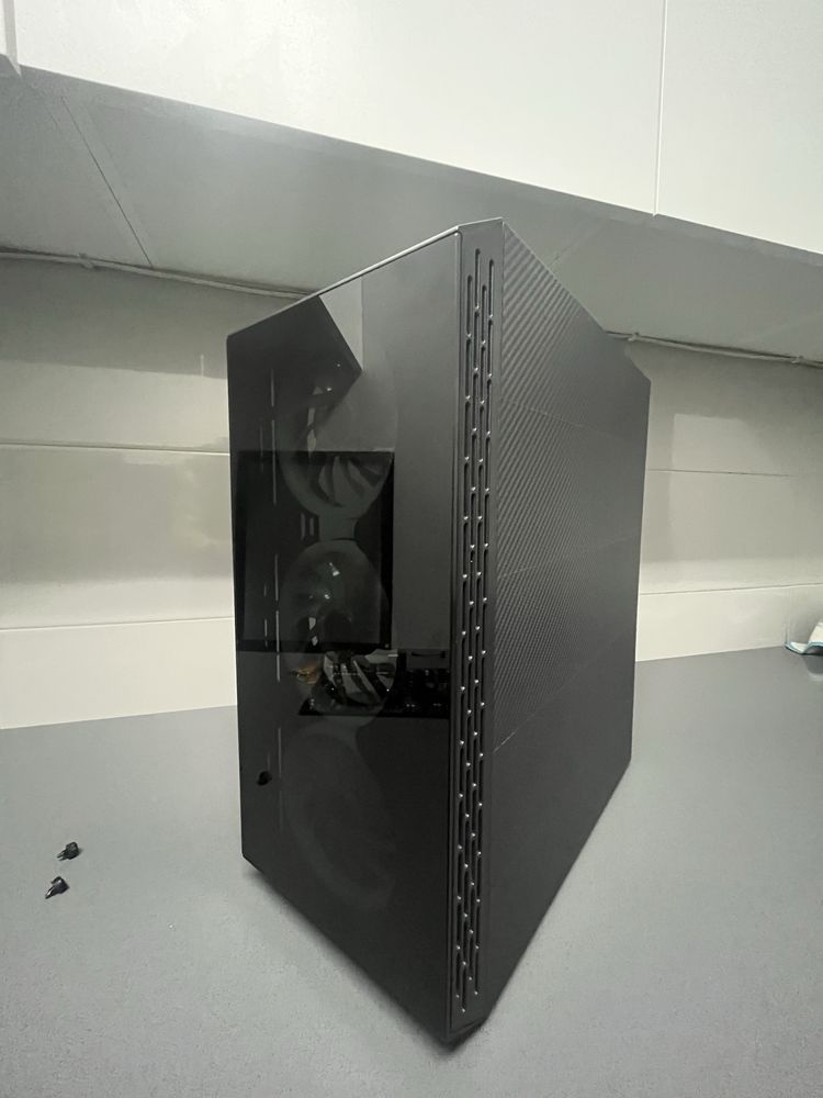 Gabinete de computador