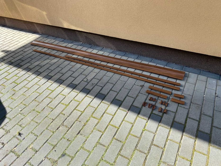 Listwa przypodłogowa, listwy VOX IZZI kolor 728-28 Ciemny orzech