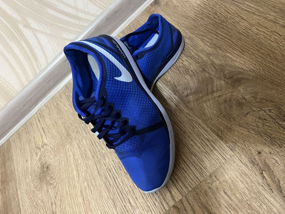 Кросівки Nike 37 розмір