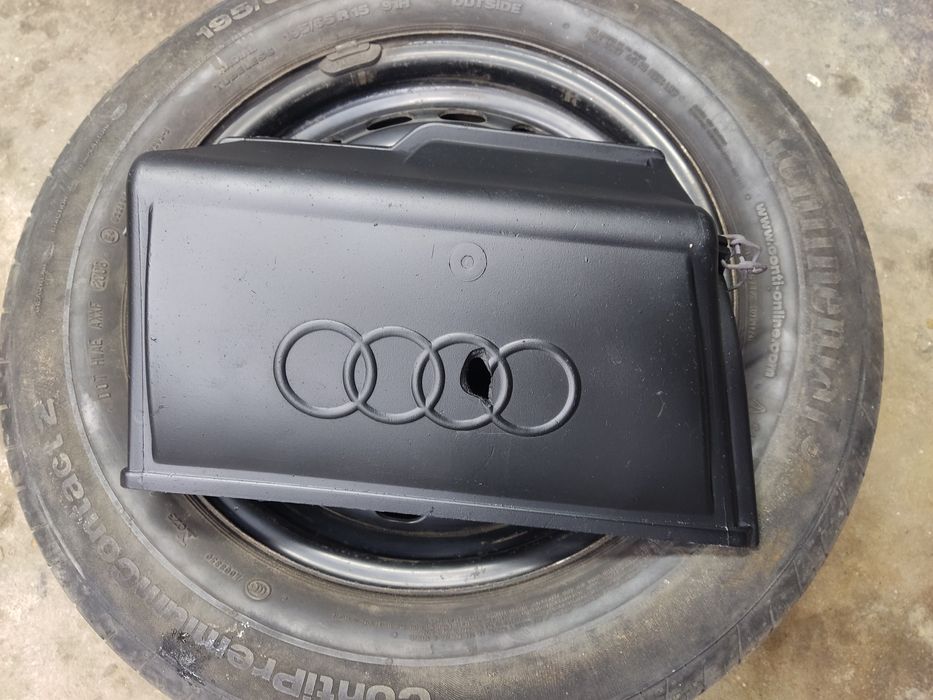 Продам запаску и кришку АКБ Ауди б3