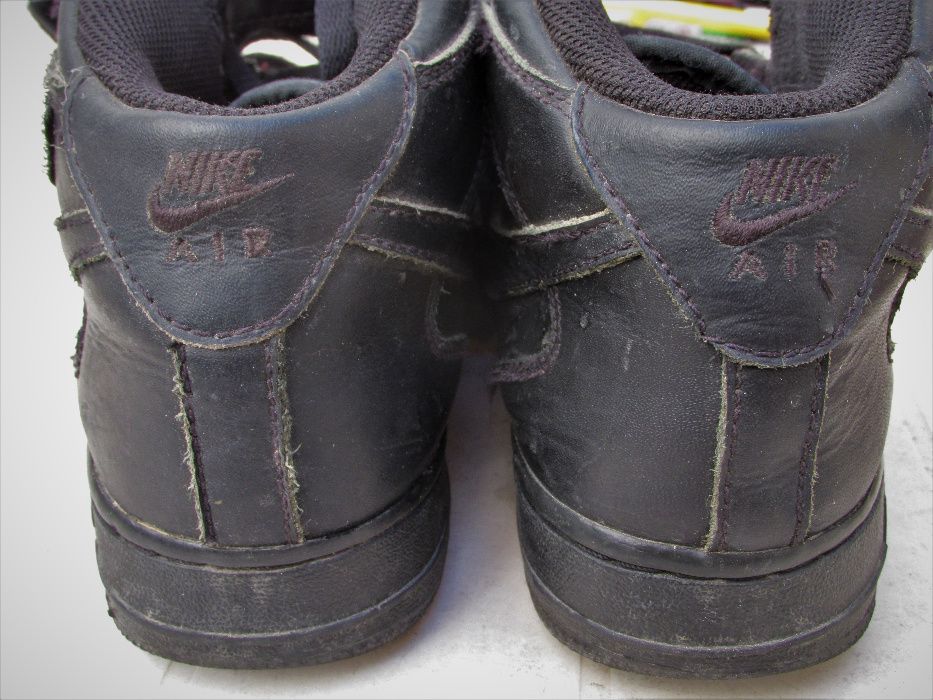 Sapatilhas botas Nike Air 37,5, quase novas, em preto