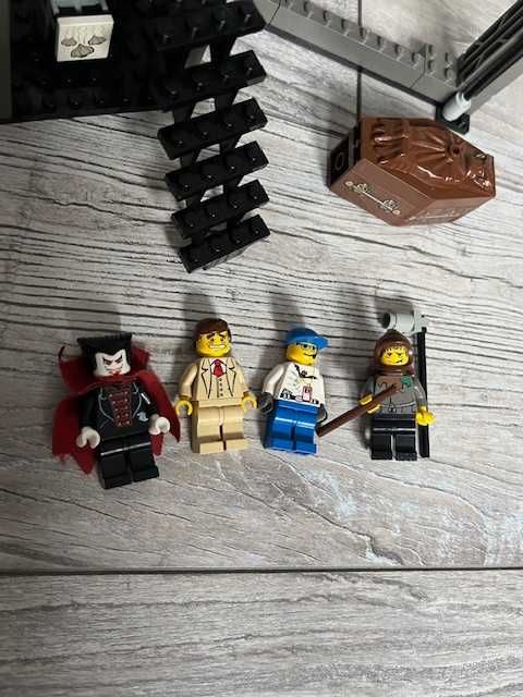 LEGO 1381 Studios  Krypta Vampira