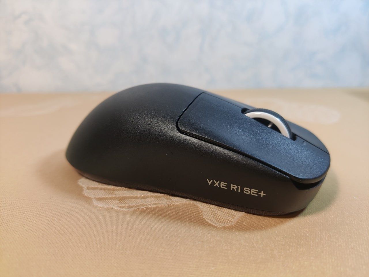 Беспроводная игровая мышь Vgn Vxe Dragonfly R1 SE+