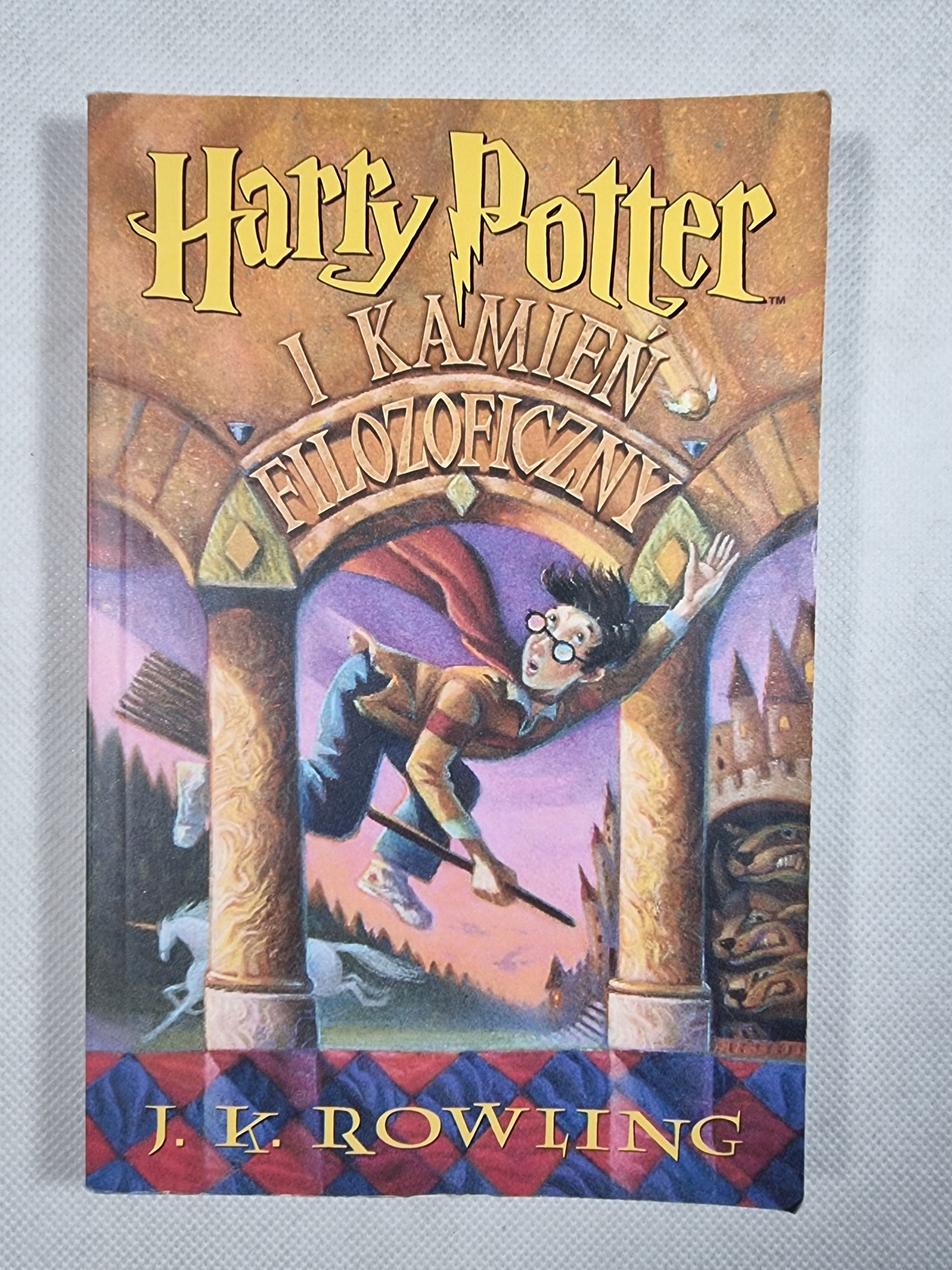 Harry Potter i Kamień Filozoficzny / J.K. Rowling