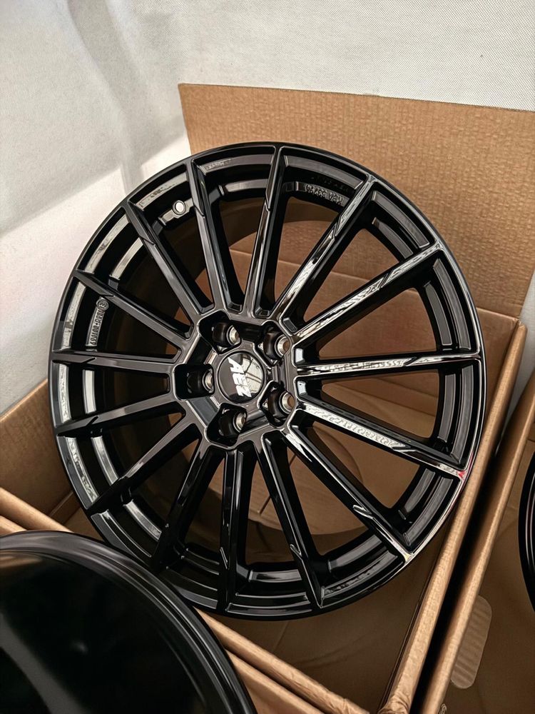 NOWE alufelgi 19” 5x114,3 TESLA Model 3 Model Y Roadster