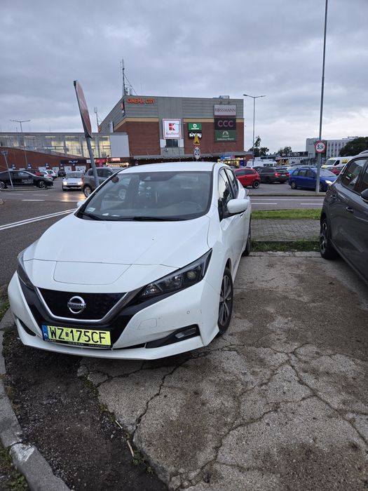 Tanio z VAT 23 % Sprzedam samochód Nissan Leaf r. 2019