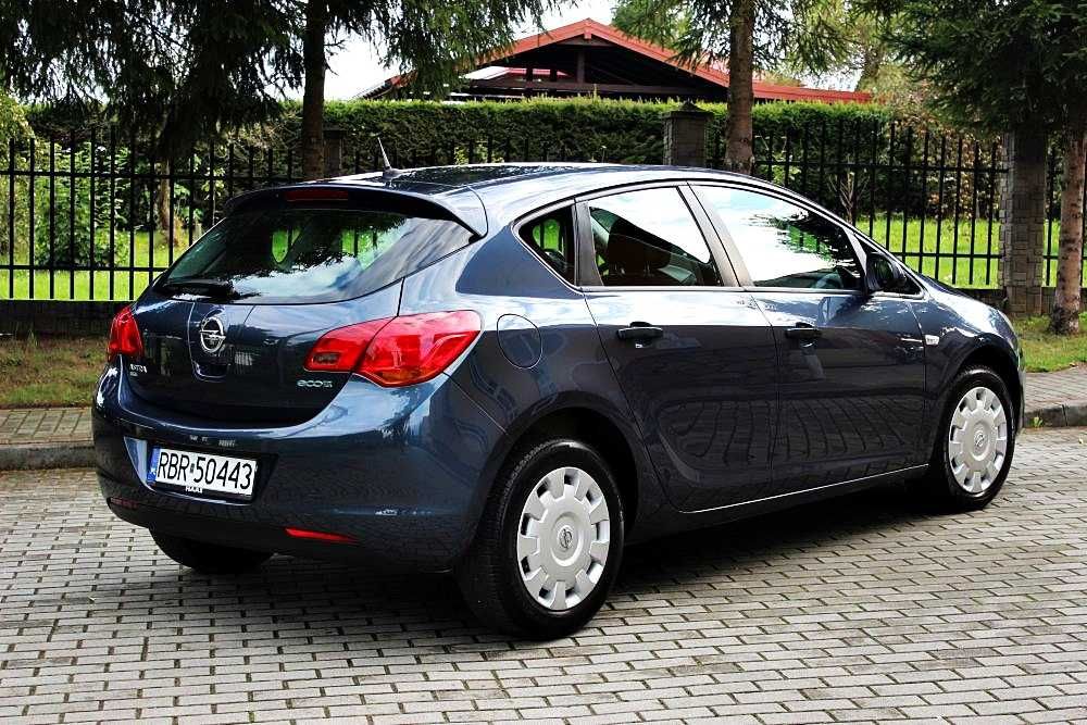 Opel Astra J 1,4 benzyna z Niemiec, Klima ,Serwis SUPER STAN !!
