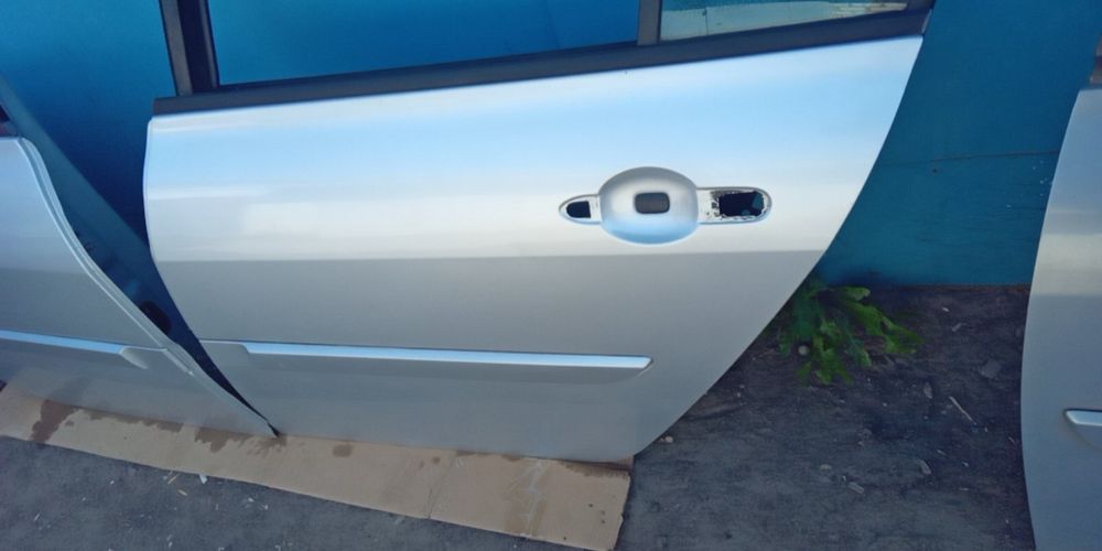 Дверь Дверка Двери Двері Седан Меган 2 Renault Megane 2 Sedan TED69