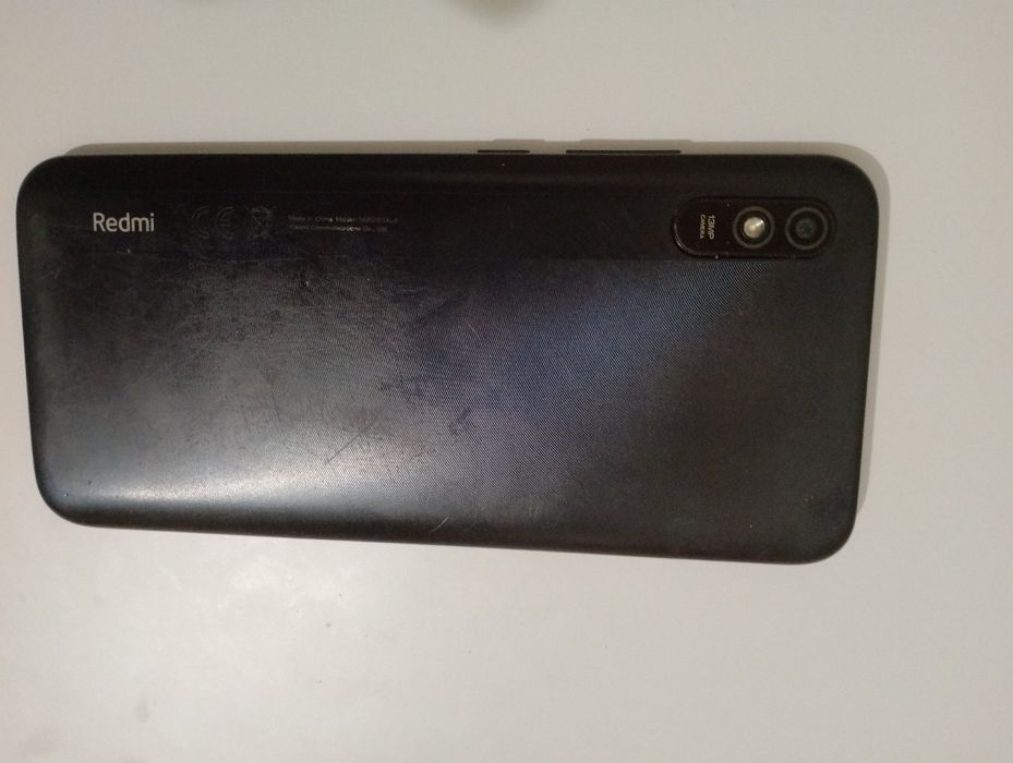 Мобільний телефон redmi