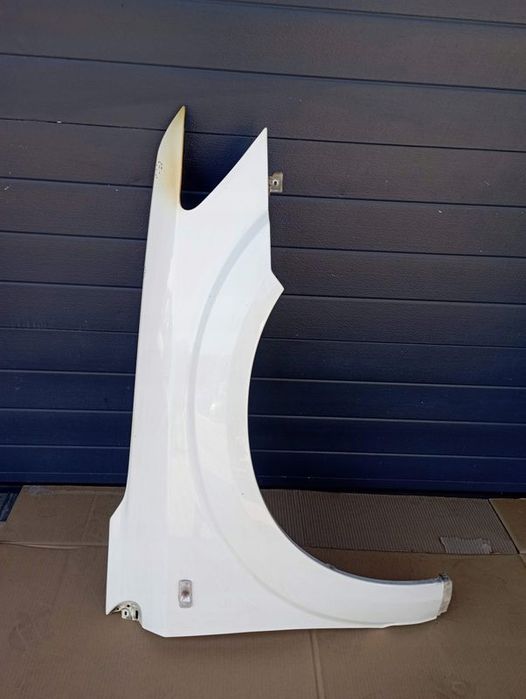 FIAT FREEMONT BŁOTNIK PRAWY PRZÓD PRZEDNI