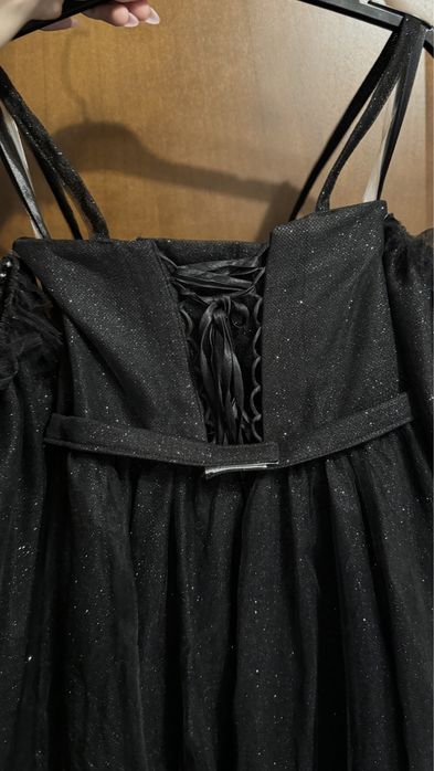Вечірня/випускна сукня, чорна з блискітками