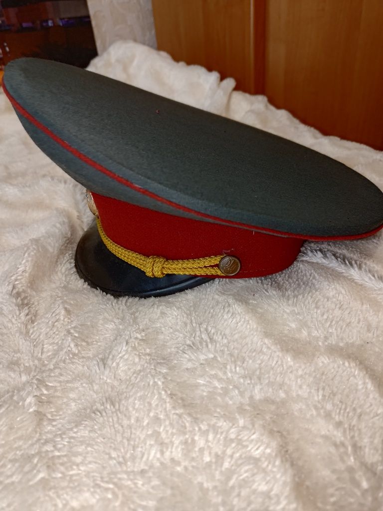 Фуражка новая продам
