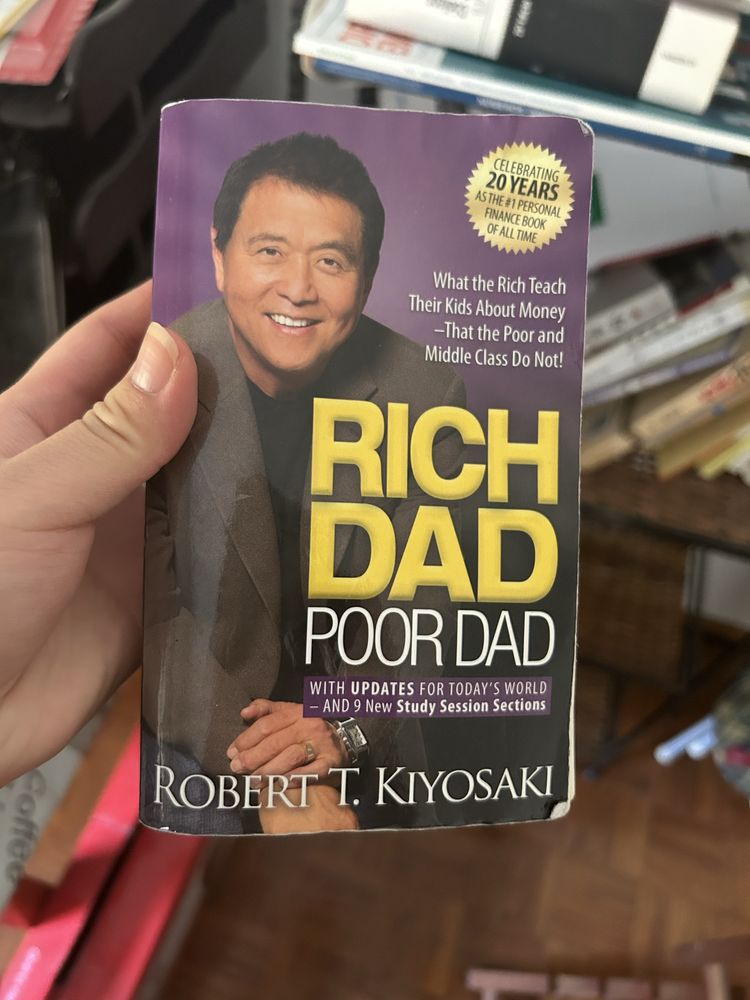 Vendo varios livros de auto ajuda, gestão e direito