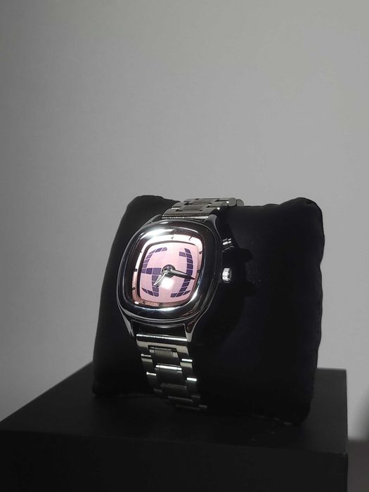 Годинник Big Tic 00s з секундним механізмом