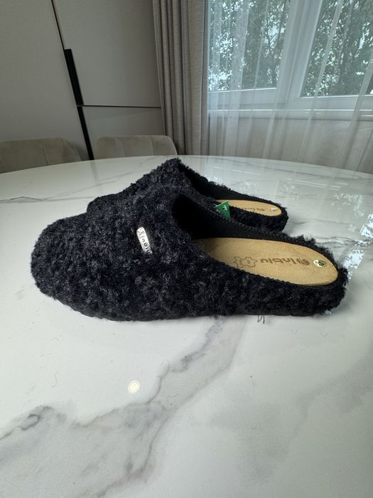 Домашні тапки , фірми Інблу