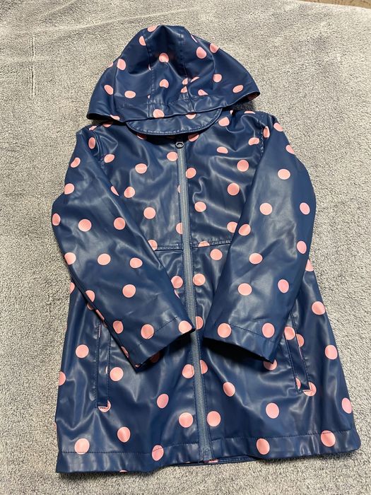 Дощовик на дівчинку