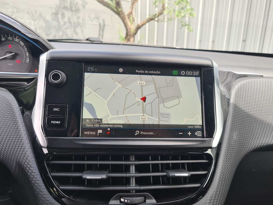 Peugeot 2008 1.6 HDi Allure APENAS 95.000 km