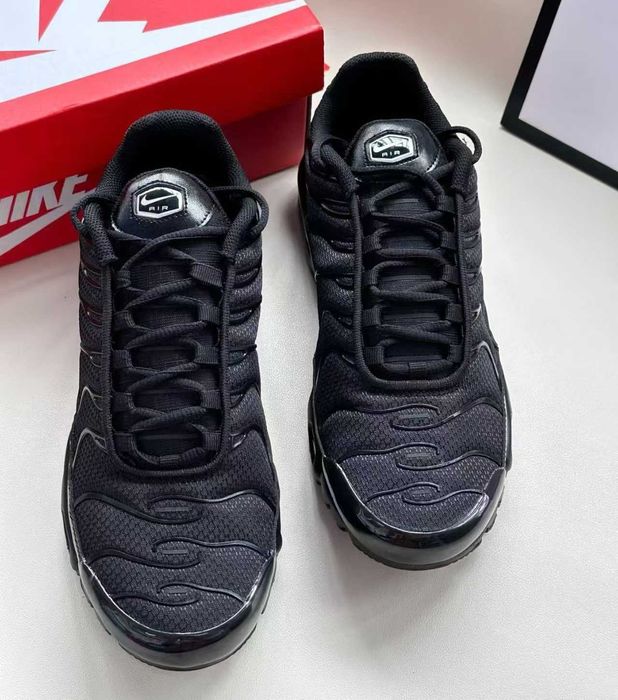 Buty Trampk Nike Air Max TN Black R.41