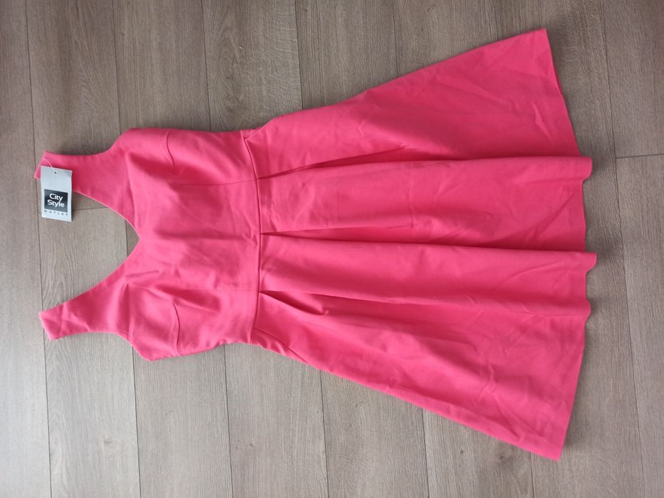 Różowa sukienka Reserved roz. 38 nowa