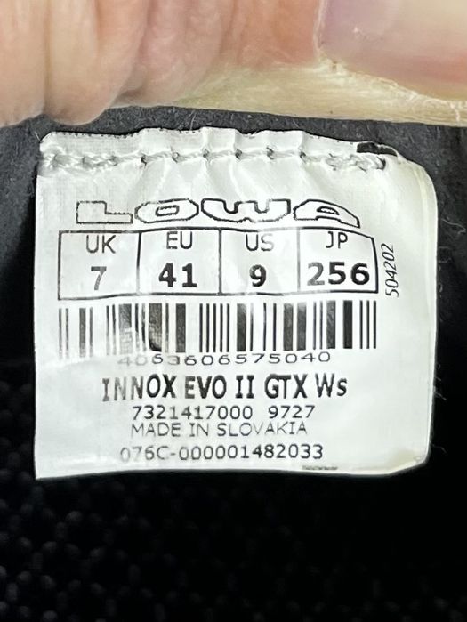 Lowa gore-tex кроссовки полуботинки 41 размер трекинговые серые