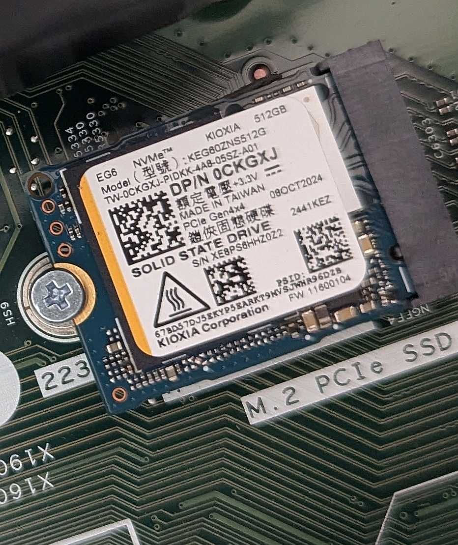 Системний блок Dell Inspiron 3030 i3 14100 ddr5 512gb Kioxia Wi-Fi 6