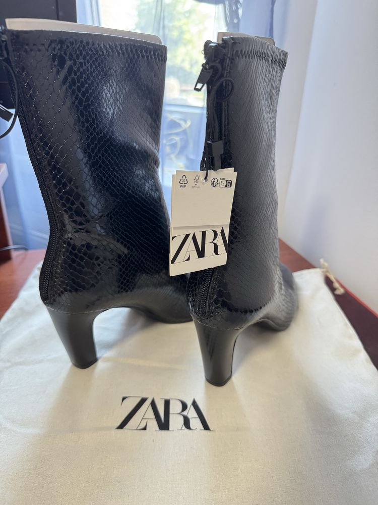 Сапоги осінні zara