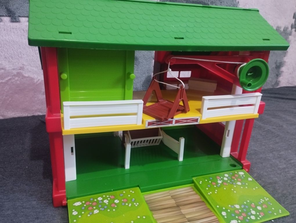 Farma, domek dla zwierząt