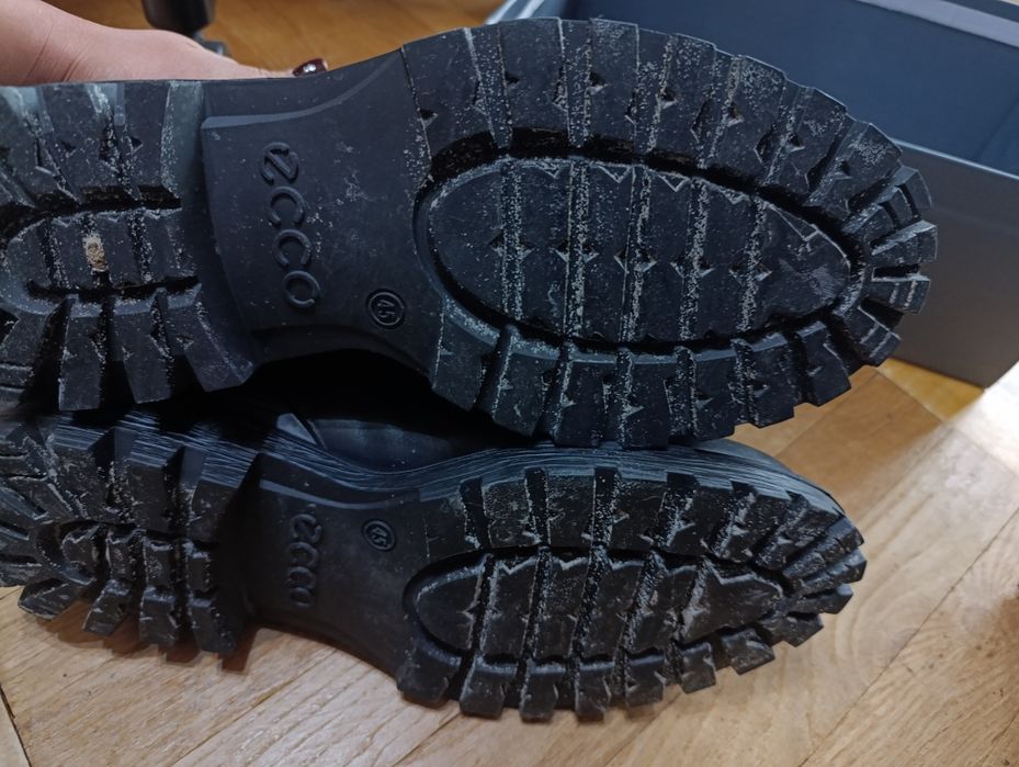 Зимові чоботи,ботинки ECCO