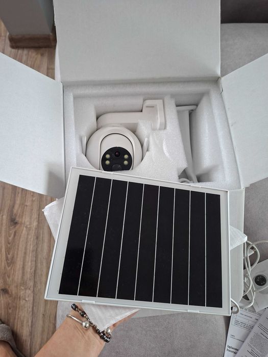 XO Kamera Zewnętrzna WiFi Obrotowa Solarna 360° IP 2K Biała