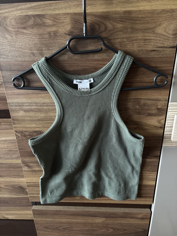 Nowy top khaki M/L