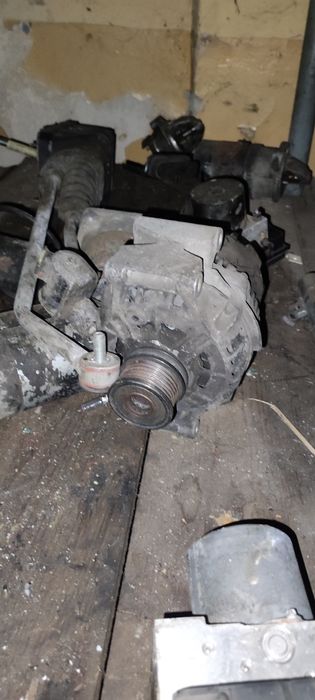 Rozrusznik alternator Mercedes sprinter Vito kaczka VW Golf Passat B5