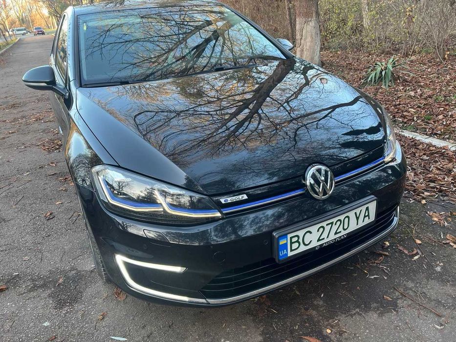 Volkswagen e-Golf 2017 35.8 kWt