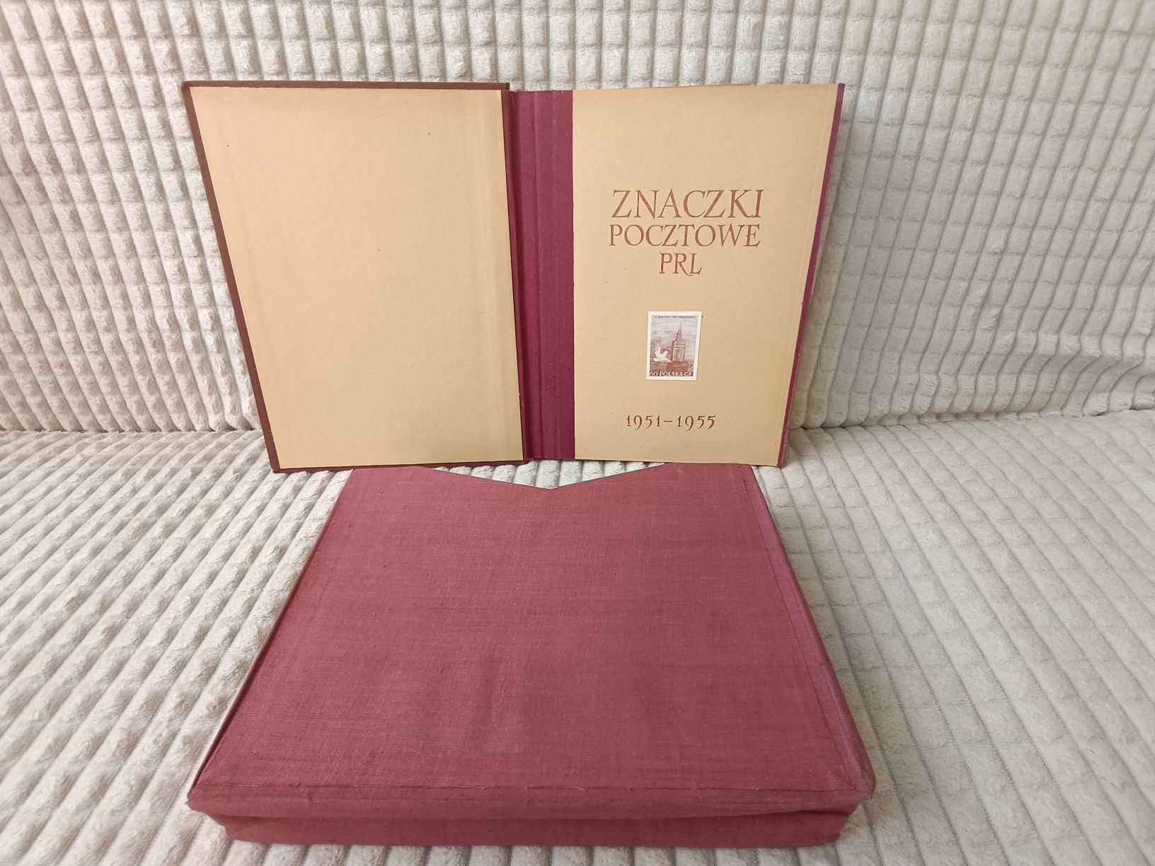 Klaser jubileuszowy Znaczki Pocztowe Polski Ludowej 1951 - 1955