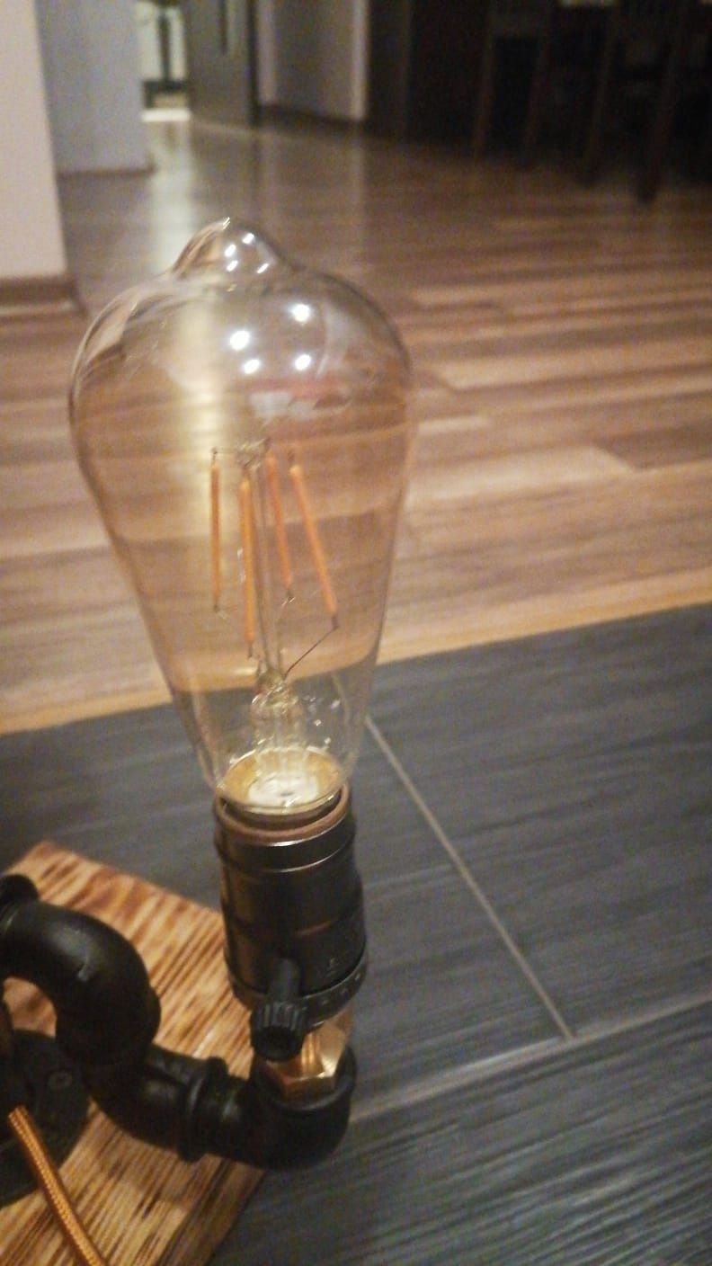 Lampka nocna loft edison