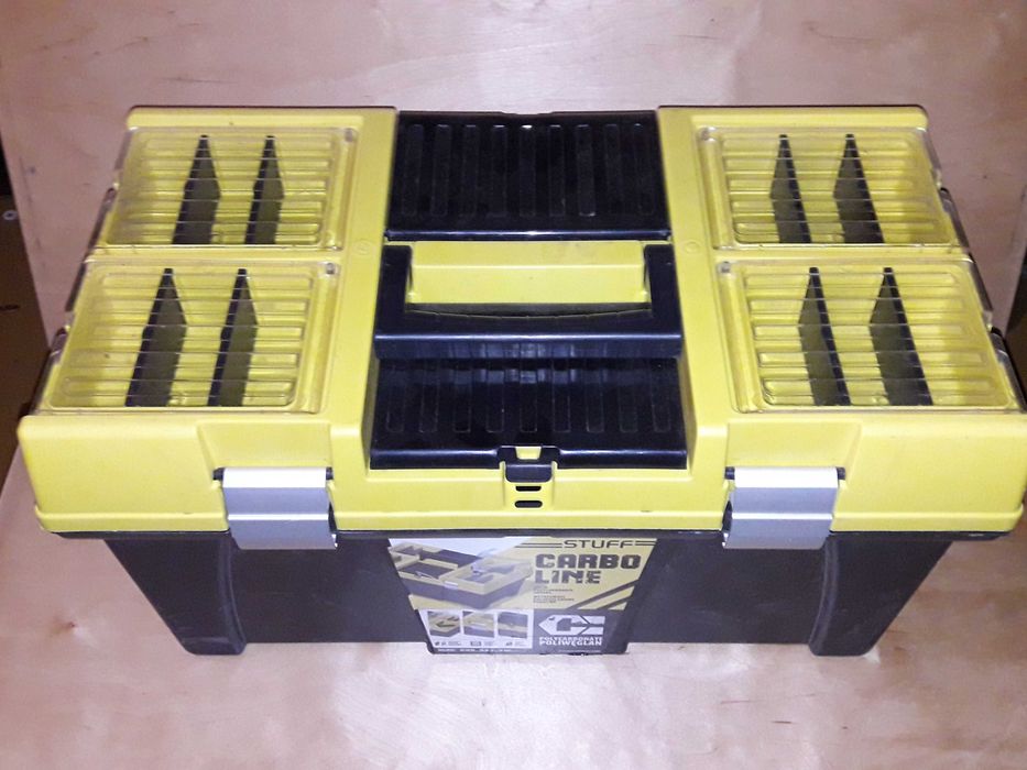 skrzynka narzędziowa Stuff Carbo Line 26'' o wym 595 x 337 x 316 mm