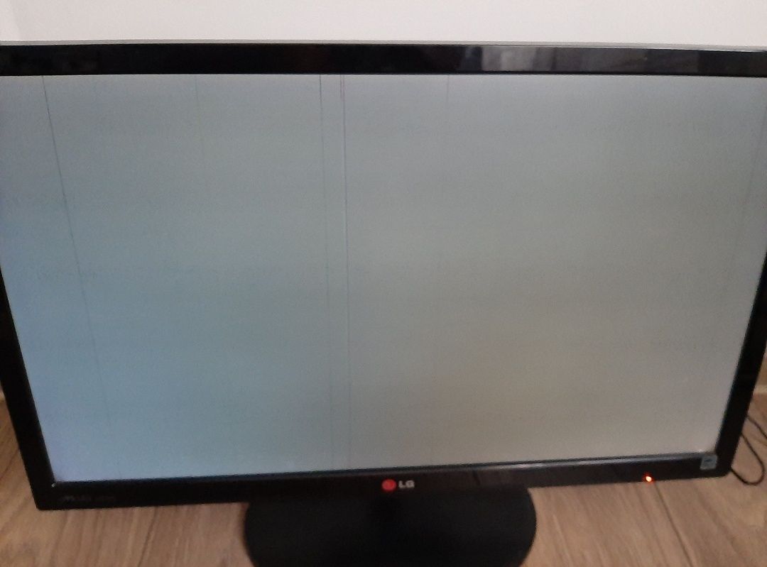 Monitor  LG  LED