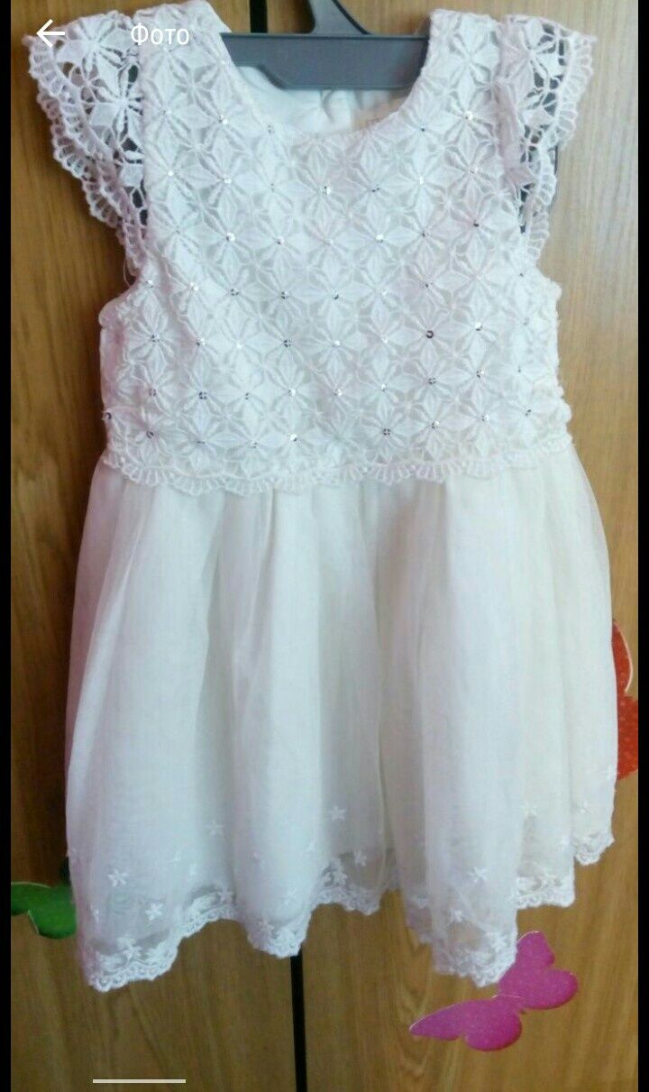 Кружевное белоснежное платье для малышки