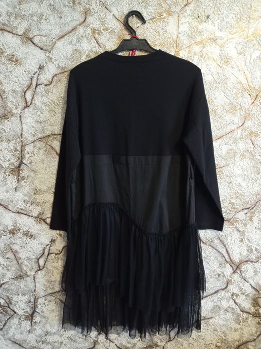 Сукня чорного кольору